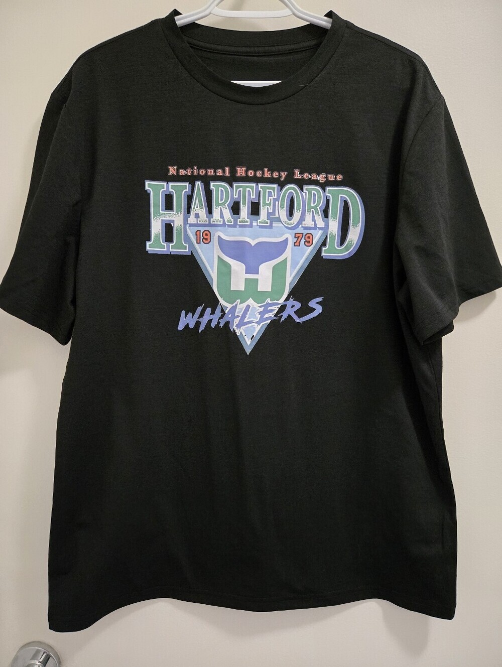 Mens Hartford Whalers NHL TShirt